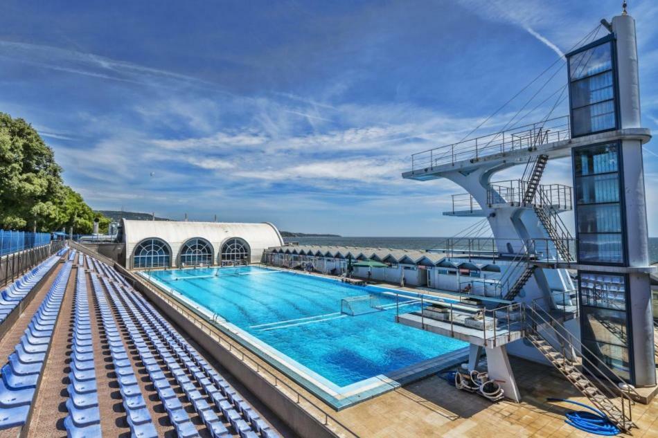 Sea Garden Marina 2 Apartment Varna Extérieur photo